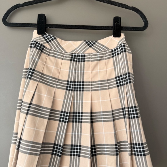 Beige Plaid Pleated Mini Skirt Size 0 Schoolgirl Skirt - Picture 5 of 13